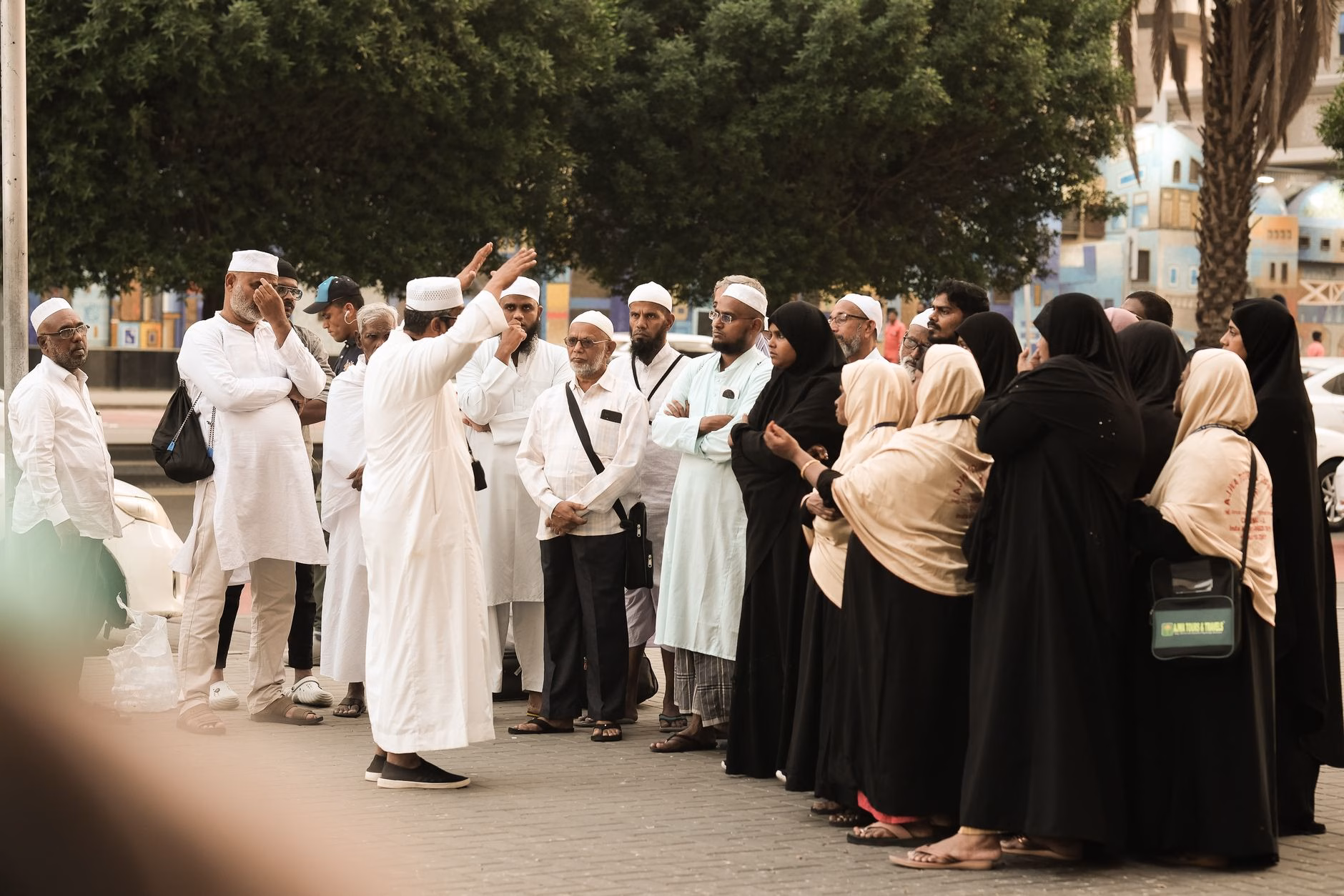 حين تصبح السفينة بلا ربان: أزمة القيادة في زمن المصلحية
